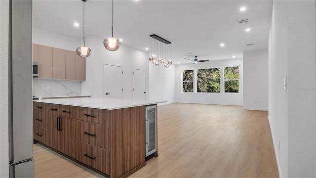 2118 4TH STREET, St Petersburg, FL 33705