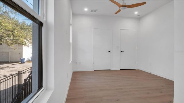 2118 4TH STREET, St Petersburg, FL 33705