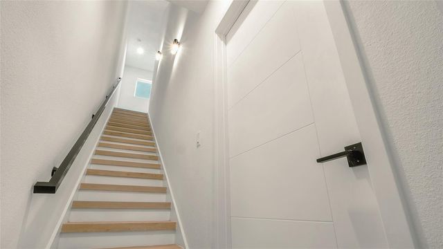 2118 4TH STREET, St Petersburg, FL 33705