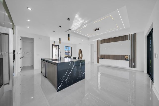 2614 44th ST W, Lehigh Acres, FL 33971