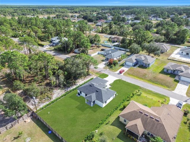 2614 44th ST W, Lehigh Acres, FL 33971