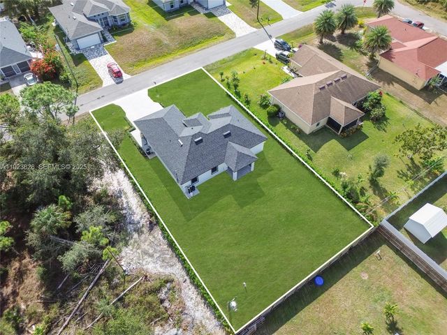 2614 44th ST W, Lehigh Acres, FL 33971