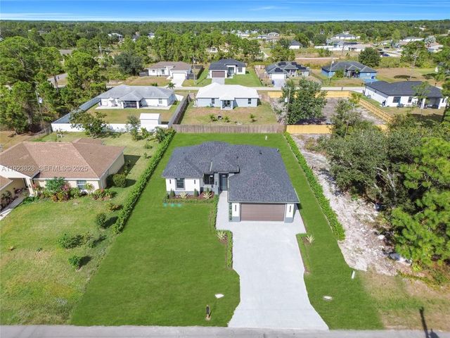 2614 44th ST W, Lehigh Acres, FL 33971