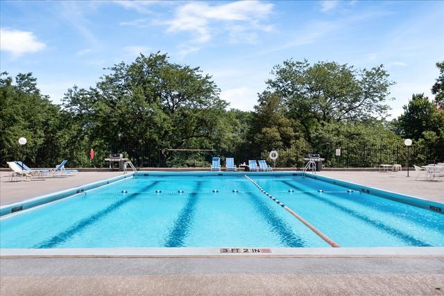 5455 N Sheridan Road 805, Chicago, IL 60640