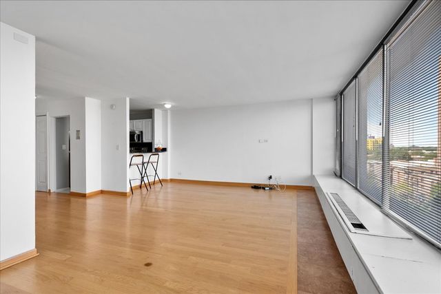 5455 N Sheridan Road 805, Chicago, IL 60640