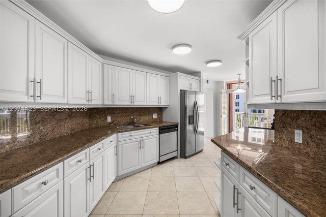 721 Biltmore Way 601, Coral Gables, FL 33134