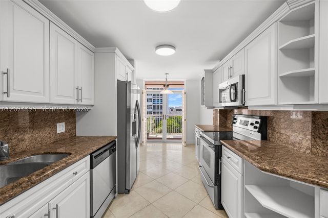 721 Biltmore Way 601, Coral Gables, FL 33134