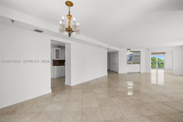 721 Biltmore Way 601, Coral Gables, FL 33134