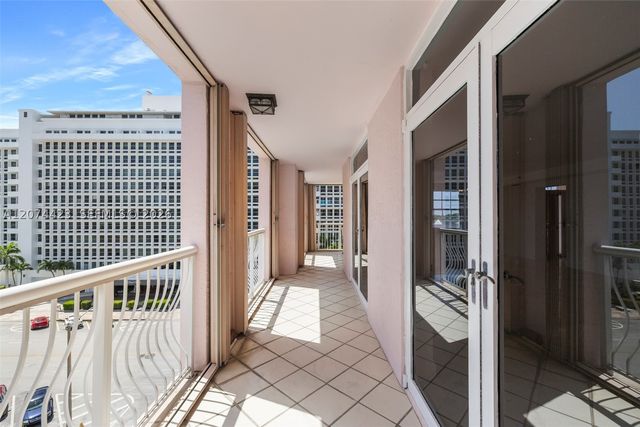 721 Biltmore Way 601, Coral Gables, FL 33134
