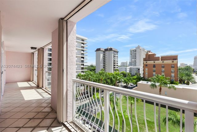 721 Biltmore Way 601, Coral Gables, FL 33134