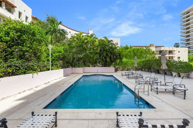721 Biltmore Way 601, Coral Gables, FL 33134