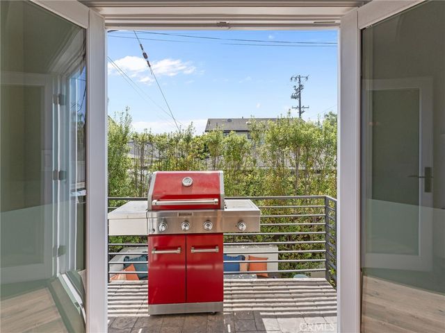 3506 Blossom Lane C, Redondo Beach, CA 90278