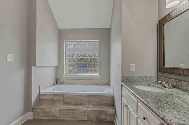 12642 England Ave, Baton Rouge, LA 70814