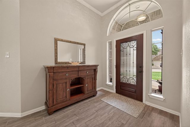 6031 Oxford Lake Drive, Rosenberg, TX 77471