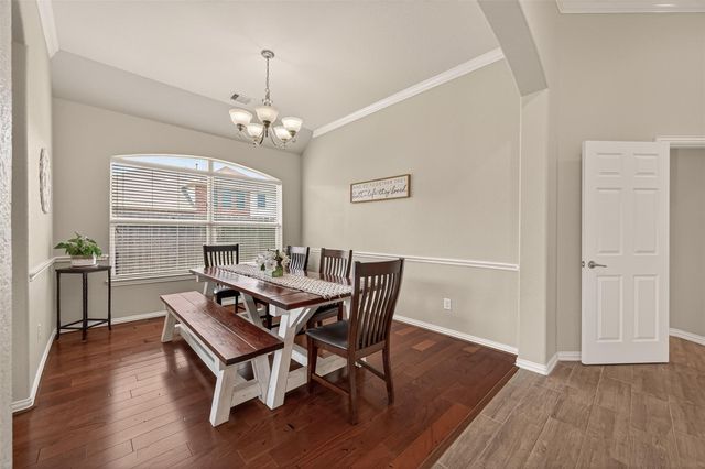 6031 Oxford Lake Drive, Rosenberg, TX 77471
