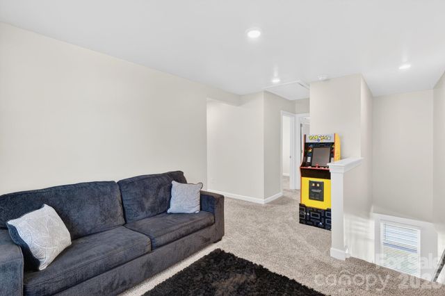 1009 Jeffery Dean Court, Albemarle, NC 28001