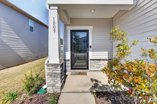 1009 Jeffery Dean Court, Albemarle, NC 28001