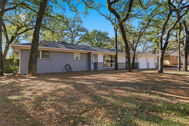 649 Ponderosa Drive, Hurst, TX 76053