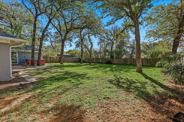 649 Ponderosa Drive, Hurst, TX 76053