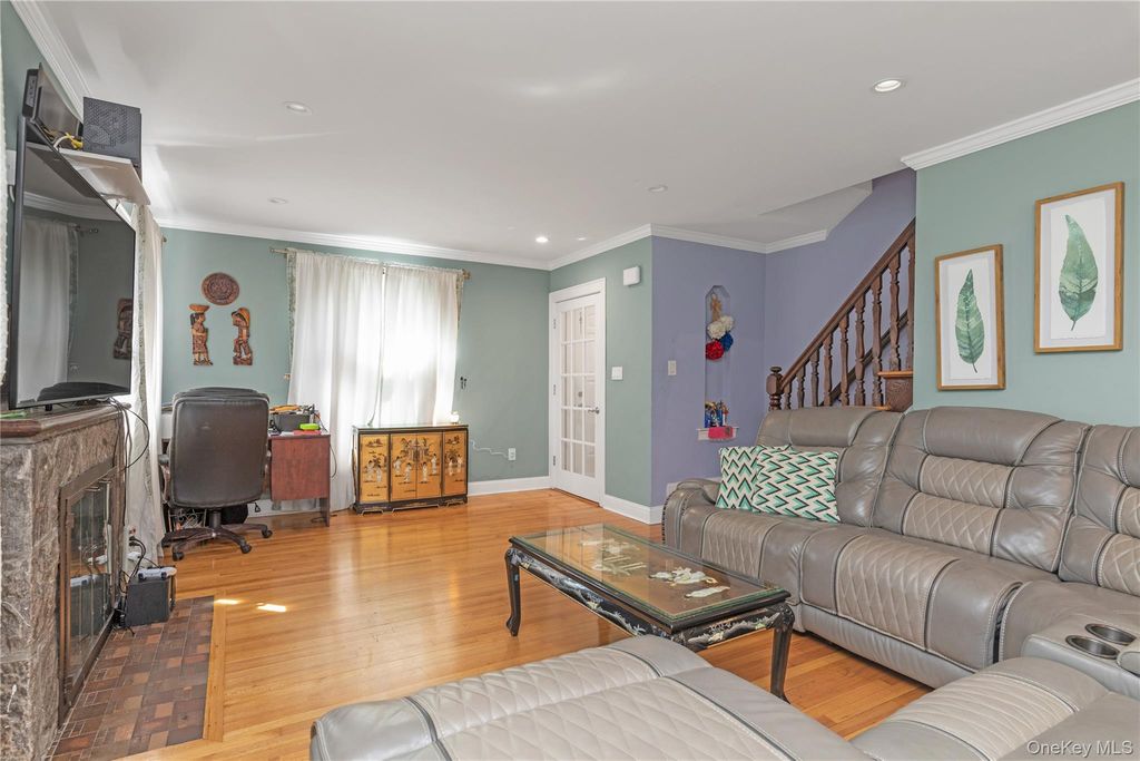 203-15 100th Avenue, Hollis, NY 11423 — photo 2