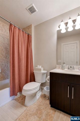 50 Bloomfield Avenue 50, Essex Fells, NJ 07021