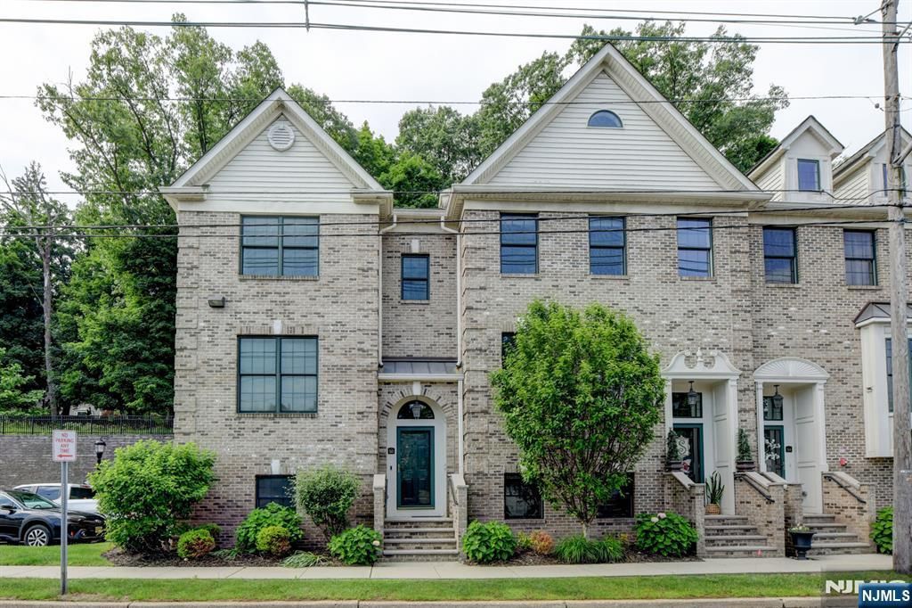50 Bloomfield Avenue 50, Essex Fells, NJ 07021