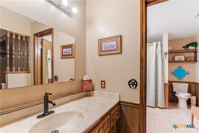 106 Redbird Street, Marble Falls, TX 78654