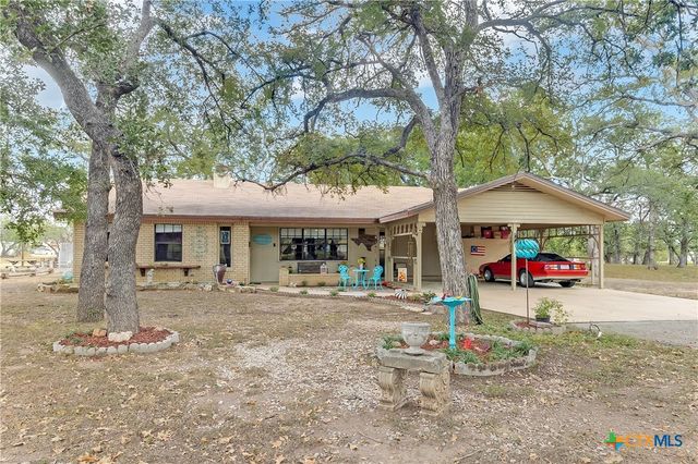 106 Redbird Street, Marble Falls, TX 78654