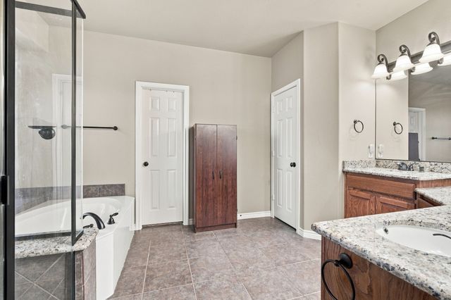 1861 Chuckwagon Drive, Midlothian, TX 76065