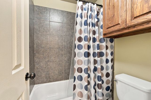 1861 Chuckwagon Drive, Midlothian, TX 76065