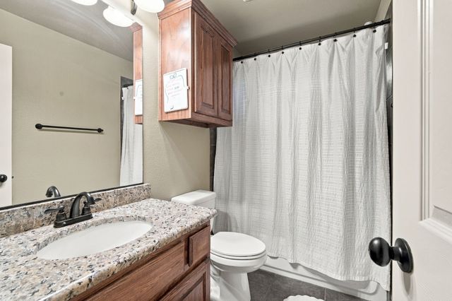 1861 Chuckwagon Drive, Midlothian, TX 76065