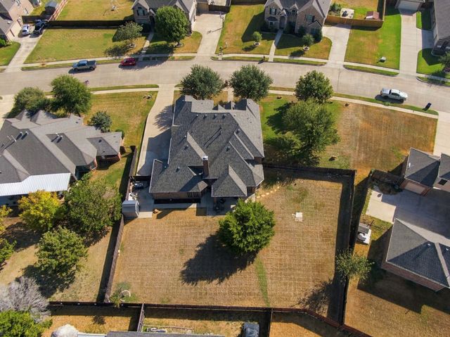 1861 Chuckwagon Drive, Midlothian, TX 76065