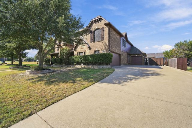 1861 Chuckwagon Drive, Midlothian, TX 76065