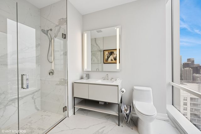 14 W Superior Street 4403, Chicago, IL 60654