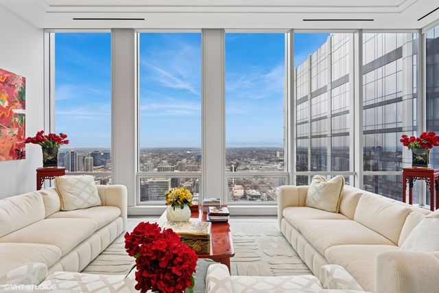 14 W Superior Street 4403, Chicago, IL 60654