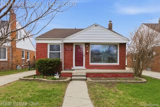 7259 FENTON Street, Dearborn Heights, MI 48127