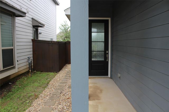 4203 Champlain Way, Iowa Colony, TX 77583