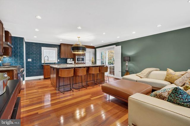 311 ADAMS AVE, Alexandria, VA 22301