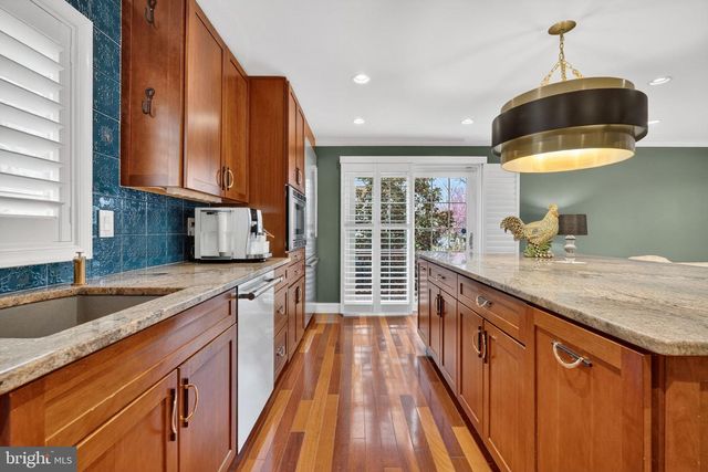 311 ADAMS AVE, Alexandria, VA 22301