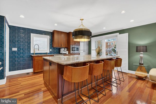 311 ADAMS AVE, Alexandria, VA 22301