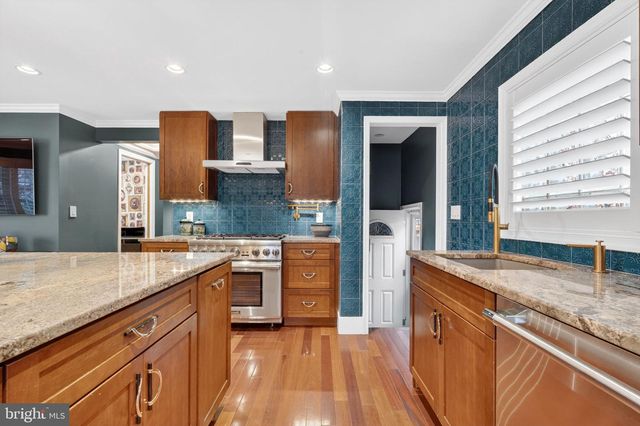 311 ADAMS AVE, Alexandria, VA 22301