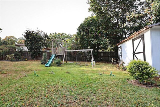 1033 Sandalwood Drive, Lawrenceville, GA 30043