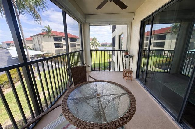 11060 Caravel CIR 201, Fort Myers, FL 33908