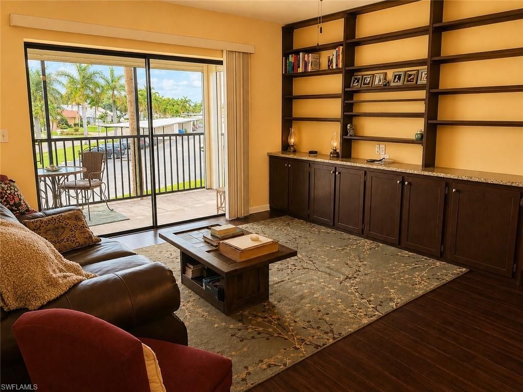 11060 Caravel CIR 201, FORT MYERS, FL 33908 — photo 4