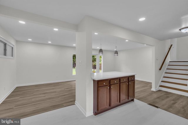 5907 CAMBERLY AVE, Springfield, VA 22150