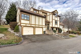 690 Forest Road 771, West Haven, CT 06516