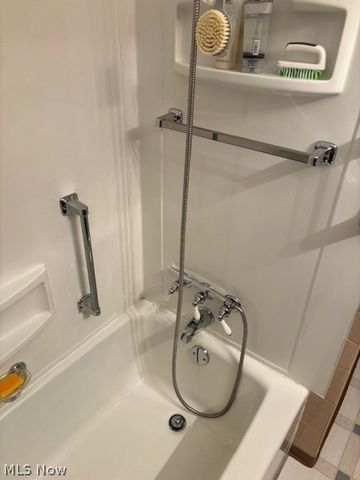 1407 Gypsy Lane, Niles, OH 44446