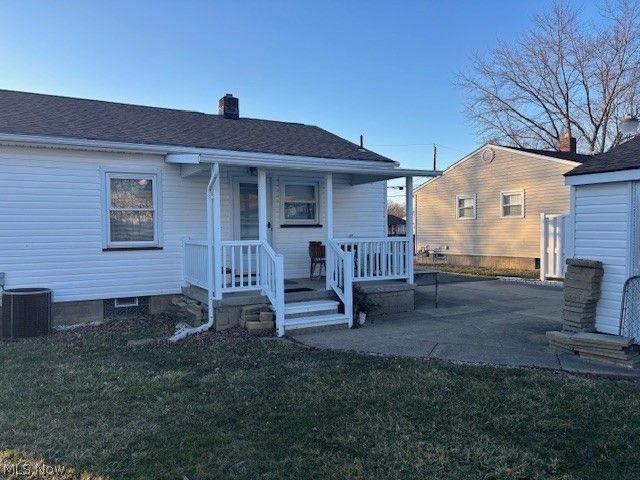 1407 Gypsy Lane, Niles, OH 44446