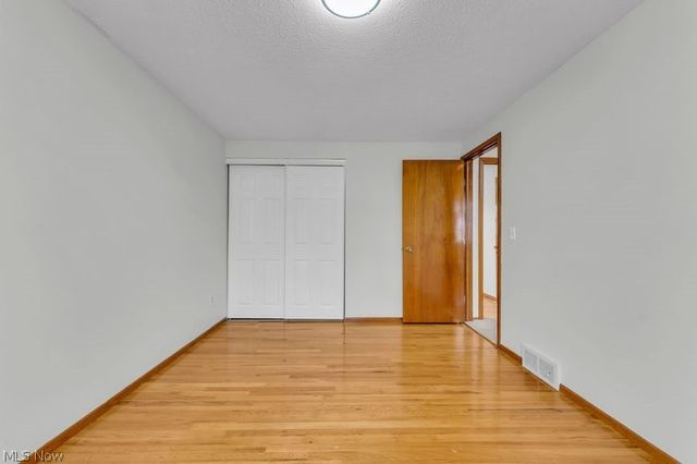 462 Waterbury Drive, Eastlake, OH 44095