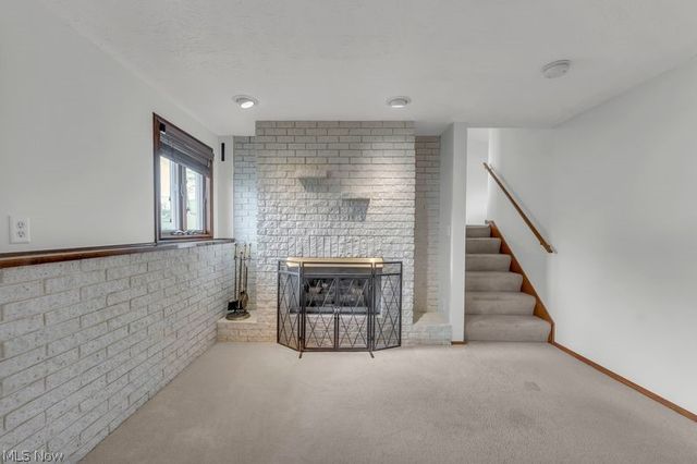 462 Waterbury Drive, Eastlake, OH 44095